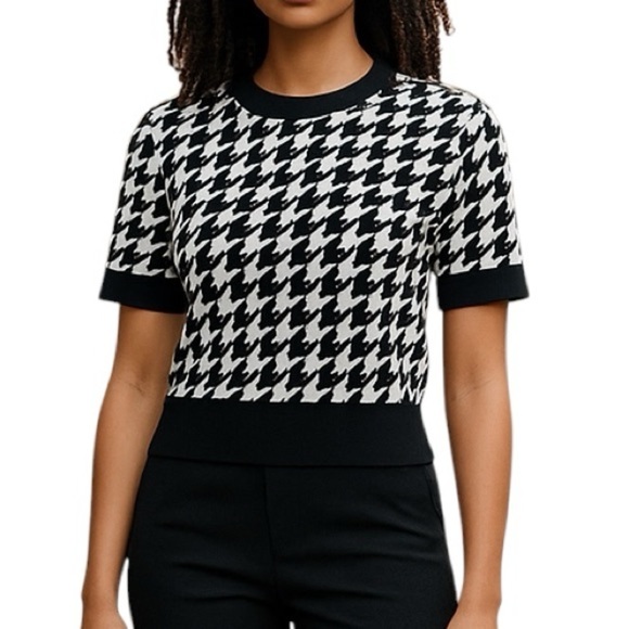 NWT Express Small Black White Houndstooth Short Sleeve Crop Sweater - Picture 1 of 8